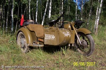 Sowjetisches Meldekrad MB 750