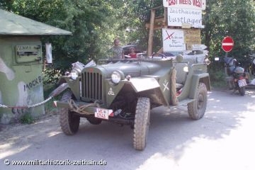 Sowjetische Militärstreife auf GAZ 67B zu Gast 2011