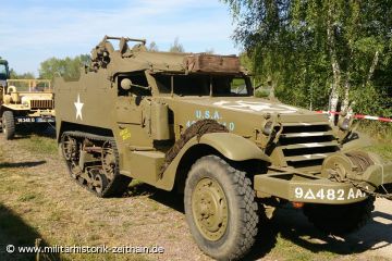 US AAA M16 Halftrack